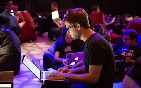 Alex kotliarskyi our QHRTE2 IM unsplash